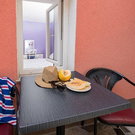 Romantisches Nur 500 Meter Zum Sandstrand Mit Klima, Wifi, Waschmaschine Crikvenica