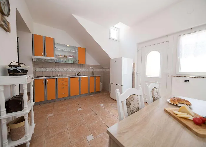 Appartement Romantisches Nur 500 Meter Zum Sandstrand Mit Klima, Wifi, Waschmaschine