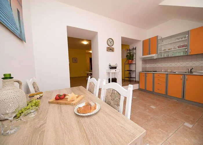 Romantisches Nur 500 Meter Zum Sandstrand Mit Klima, Wifi, Waschmaschine Appartement